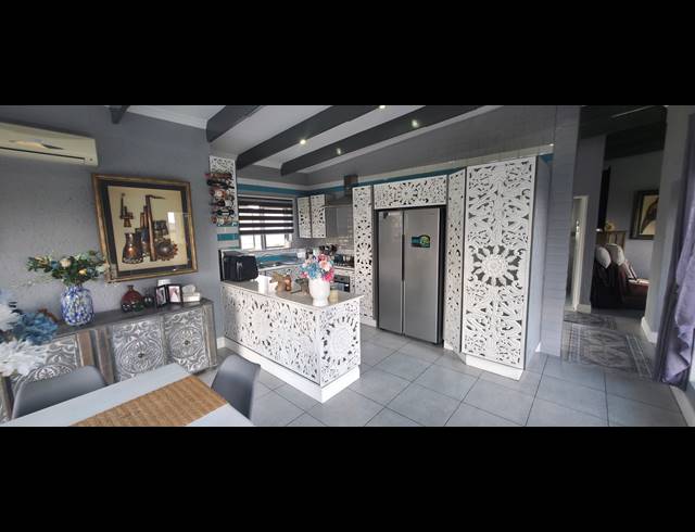 4 BEDROOM FREESTANDING FOR SALE IN BANKENVELD